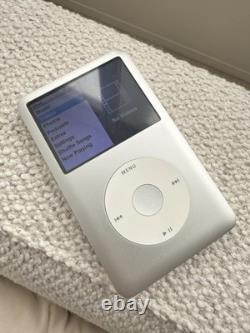 Apple iPod Classic 512 GB SSD MC293J/A 7th Generation New Battery