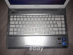 VAIO 13.3 inch I3 SSD 500GB 8GB GT 310M (new battery+ssd)(reader/writer)