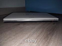 VAIO 13.3 inch I3 SSD 500GB 8GB GT 310M (new battery+ssd)(reader/writer)