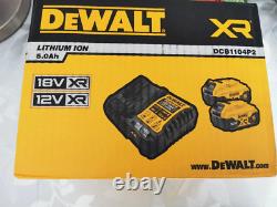 DeWalt Pack 2 batteries XR 18V 5Ah Li-Ion + chargeur DCB1104P2-QW